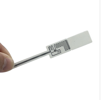 Apakah perhiasan RFID anti-pencurian, tag cincin pintar, dan label perhiasan RFID atau stiker yang membuat gelombang?